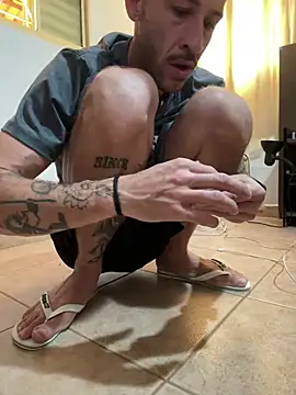 Lucasjandre online show from 2, 2, 2026