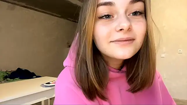 GeralynChiszar online show from 14, 11, 2025