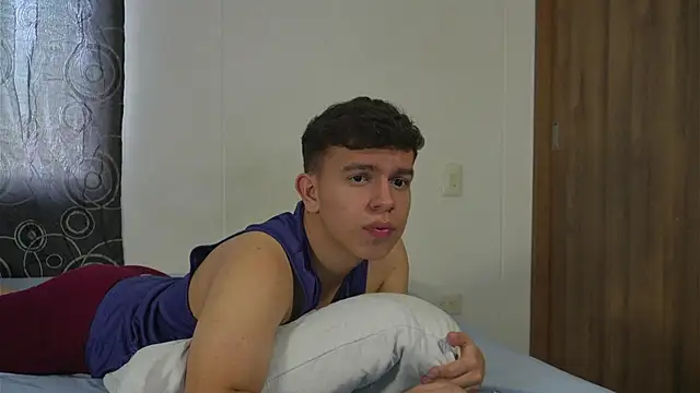 Max ethan5 online show from 5, 1, 2026