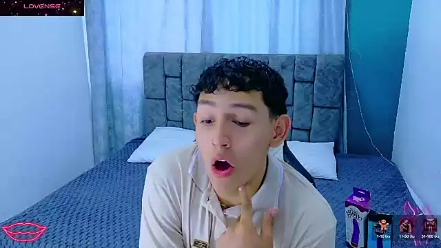 FelipeGonzalezz online show from 8, 1, 2026