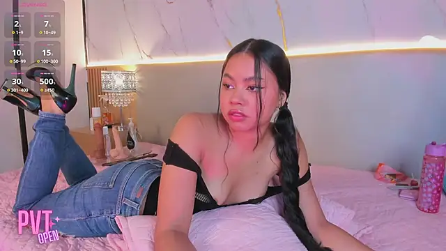 Snapshot of april_grey11 chatting on 22, 2, 2026 april grey11 online show from 22, 2, 2026