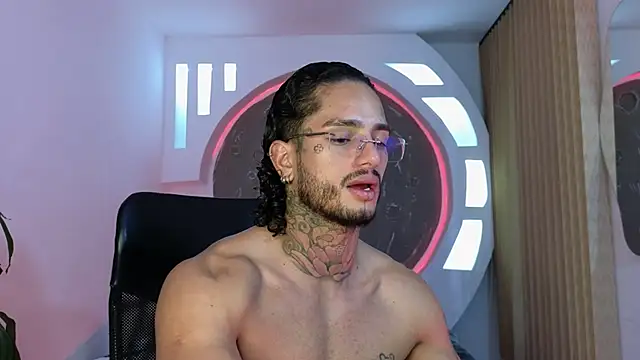 Snapshot of Alanrodgers chatting on 22, 11, 2025 Alanrodgers online show from 22, 11, 2025