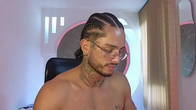 Snapshot of Alanrodgers chatting on 29, 11, 2025 Alanrodgers online show from 29, 11, 2025