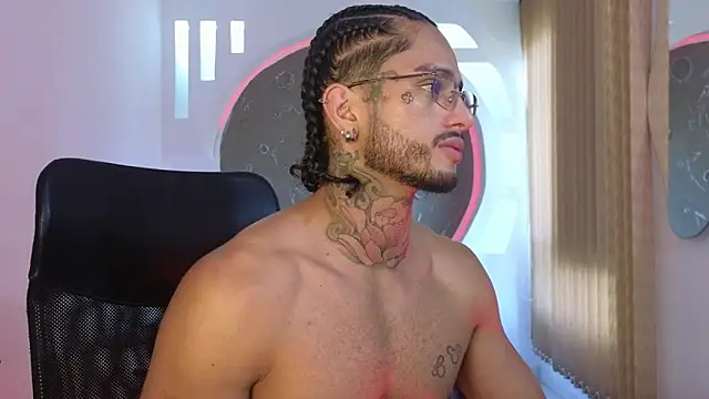 Snapshot of Alanrodgers chatting on 30, 11, 2025 Alanrodgers online show from 30, 11, 2025