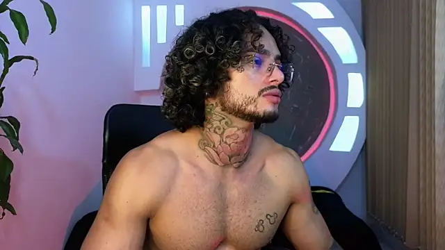 Snapshot of Alanrodgers chatting on 14, 12, 2025 Alanrodgers online show from 14, 12, 2025