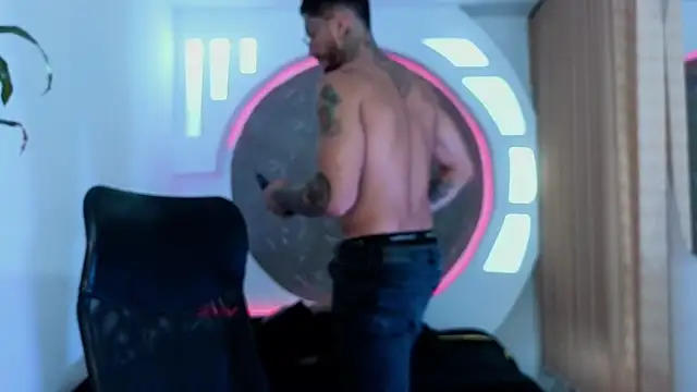 Snapshot of Alanrodgers chatting on 21, 12, 2025 Alanrodgers online show from 21, 12, 2025