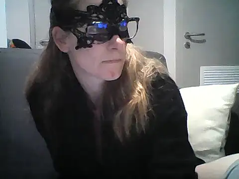 Snapshot of MelleEloa chatting on 8, 2, 2026 MelleEloa online show from 8, 2, 2026