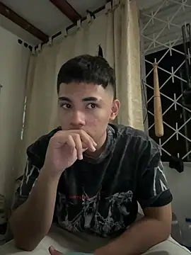 Santiagooo1233 online show from 15, 2, 2026