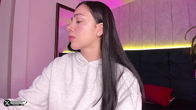 Snapshot of marysofff chatting on 14, 12, 2025 marysofff online show from 14, 12, 2025