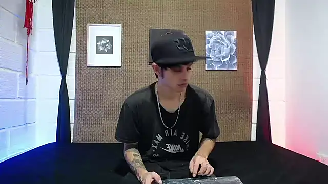 Snapshot of wild_duo777 chatting on 22, 12, 2025 wild duo777 online show from 22, 12, 2025