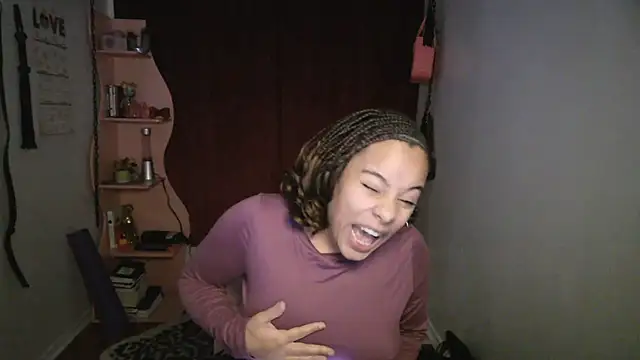 PrettyLittleProblem online show from 20, 11, 2025