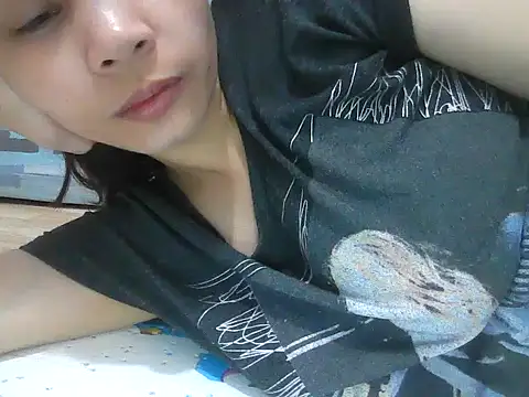 hotsexytits4U online show from 19, 1, 2026