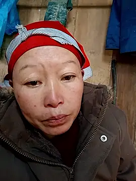 girl-hot2x online show from 7, 1, 2026