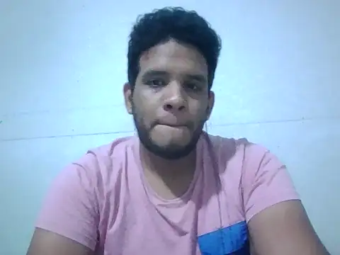 Snapshot of josecamsex27 chatting on 14, 11, 2025 josecamsex27 online show from 14, 11, 2025