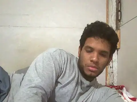 Snapshot of josecamsex27 chatting on 12, 2, 2026 josecamsex27 online show from 12, 2, 2026