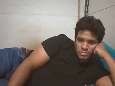 Snapshot of josecamsex27 chatting on 14, 2, 2026 josecamsex27 online show from 14, 2, 2026