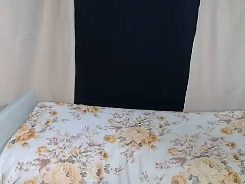 Snapshot of SKINNYMONSTERCOCK chatting on 4, 2, 2026 SKINNYMONSTERCOCK online show from 4, 2, 2026