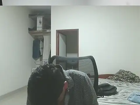 Snapshot of romdem chatting on 13, 11, 2025 romdem online show from 13, 11, 2025