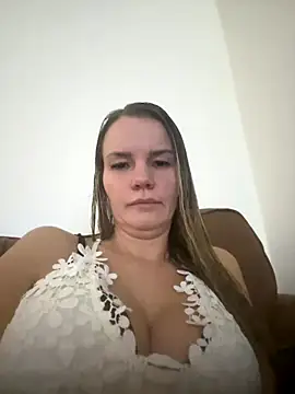 Snapshot of Cutebrowneyes_ chatting on 15, 12, 2025 Cutebrowneyes online show from 15, 12, 2025