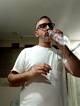 mipiacitanto93 online show from 13, 11, 2025