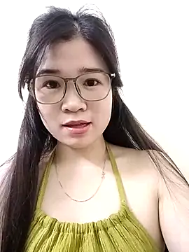 Snapshot of hoa-honggai chatting on 13, 11, 2025 hoa-honggai online show from 13, 11, 2025