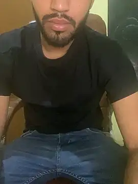 Snapshot of hotyyyyjonny chatting on 21, 4, 2026 hotyyyyjonny online show from 21, 4, 2026