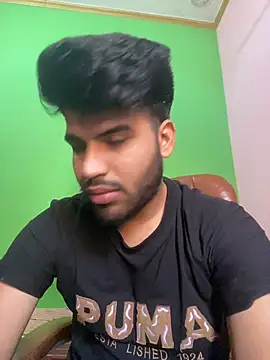 Snapshot of hotyyyyjonny chatting on 18, 5, 2026 hotyyyyjonny online show from 18, 5, 2026