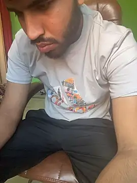 Snapshot of hotyyyyjonny chatting on 21, 5, 2026 hotyyyyjonny online show from 21, 5, 2026