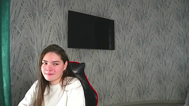 Snapshot of DeloraVivar chatting on 12, 11, 2025 DeloraVivar online show from 12, 11, 2025