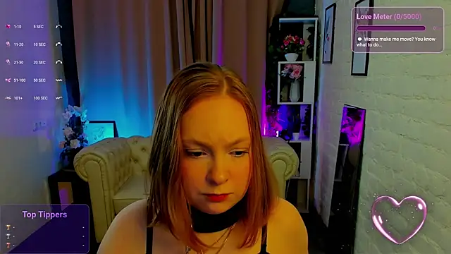 Elizabeth Walson online show from 25, 11, 2025