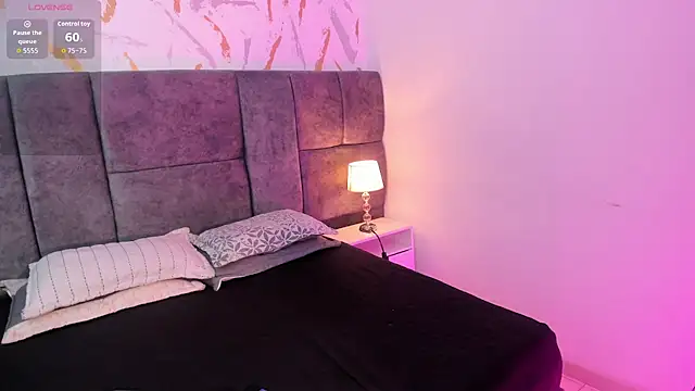 Snapshot of Atenea_Velle chatting on 7, 7, 2026 Atenea Velle online show from 7, 7, 2026