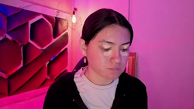 Brandy collinss online show from 24, 2, 2026