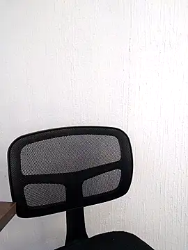 Laurens Saenz1 online show from 15, 11, 2025