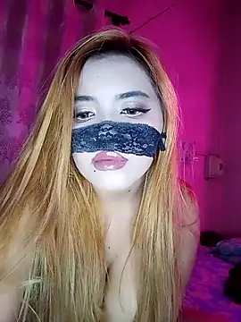 Snapshot of Bunnybush37 chatting on 29, 7, 2026 Bunnybush37 online show from 29, 7, 2026