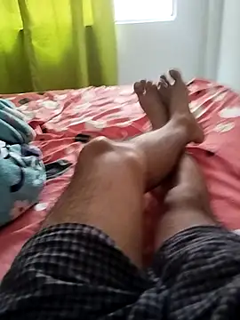 Snapshot of Chris____Col chatting on 21, 11, 2025 Chris Col online show from 21, 11, 2025