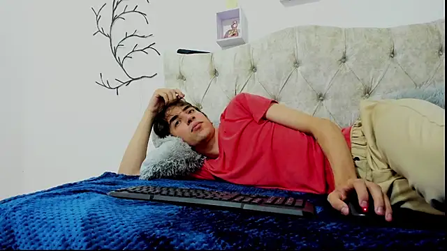 Snapshot of TerryGrace chatting on 12, 11, 2025 TerryGrace online show from 12, 11, 2025