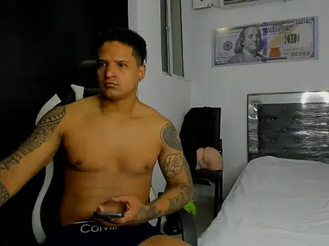 Snapshot of master_leather chatting on 18, 3, 2026 master leather online show from 18, 3, 2026