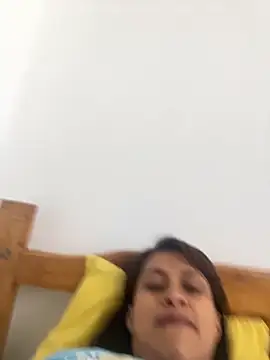 valeria absurdah online show from 5, 12, 2025