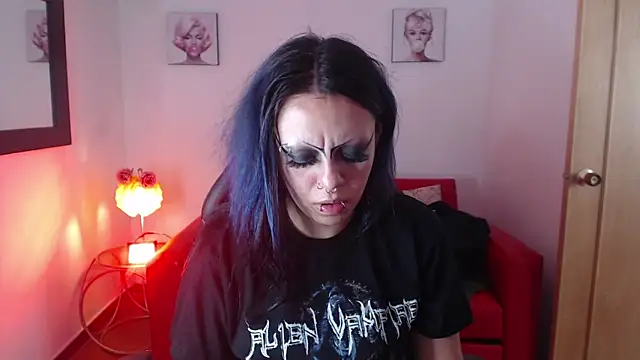Snapshot of Belladonna_trix chatting on 3, 6, 2026 Belladonna trix online show from 3, 6, 2026
