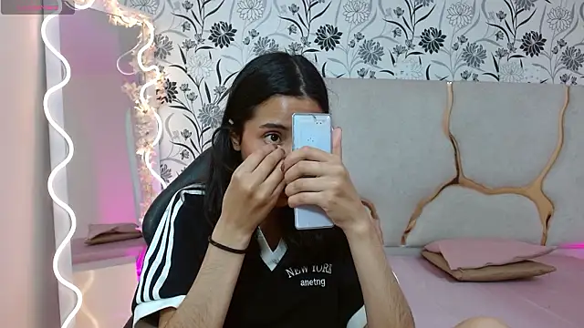 Joselyn tay online show from 12, 3, 2026