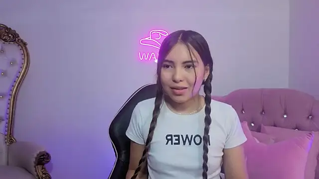 ISABELA TAY online show from 15, 5, 2026