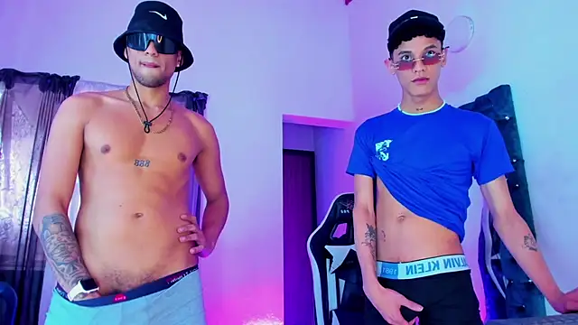 Snapshot of Bad_boys07 chatting on 15, 11, 2025 Bad boys07 online show from 15, 11, 2025