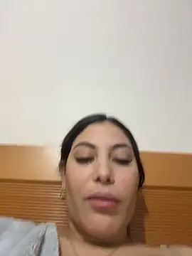 Snapshot of Anna_Bitch_Disgusting chatting on 17, 1, 2026 Anna Bitch Disgusting online show from 17, 1, 2026