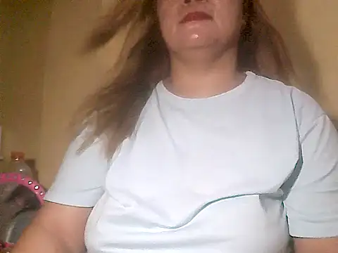 Snapshot of loriepinay46 chatting on 11, 4, 2026 loriepinay46 online show from 11, 4, 2026