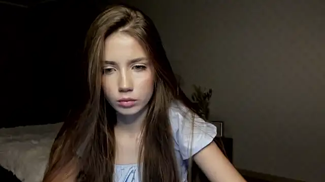 Aurora Glow21 online show from 16, 11, 2025