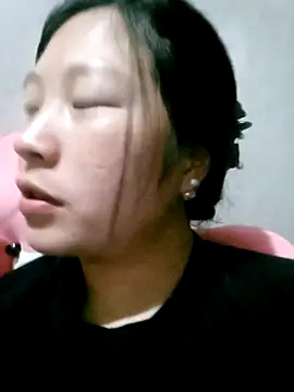 Snapshot of Micky_baby chatting on 8, 3, 2026 Micky baby online show from 8, 3, 2026