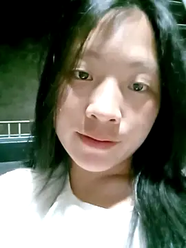 Snapshot of Micky_baby chatting on 8, 4, 2026 Micky baby online show from 8, 4, 2026