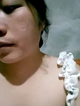 Snapshot of Micky_baby chatting on 10, 4, 2026 Micky baby online show from 10, 4, 2026