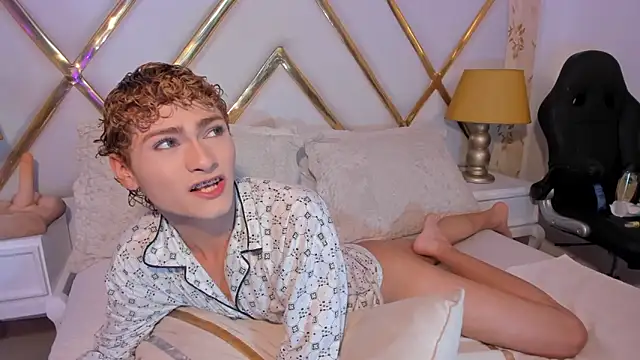 Snapshot of JacobRusso chatting on 6, 4, 2026 JacobRusso online show from 6, 4, 2026