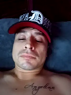 Snapshot of Al3vr chatting on 21, 12, 2025 Al3vr online show from 21, 12, 2025